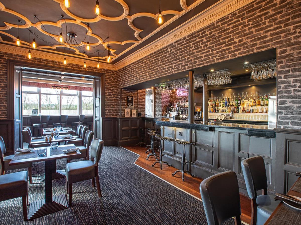 Sure Hotel By Best Western Локерби Экстерьер фото